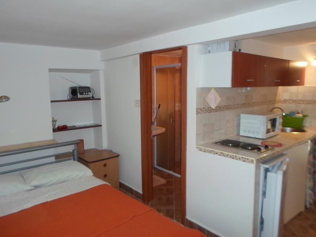 Apartment Ivanka -Krok Башка Екстер'єр фото